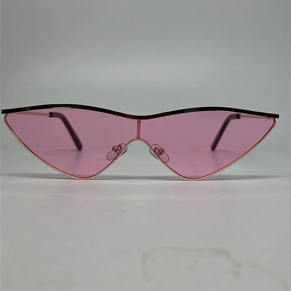 Pink small cat eye sunglasses